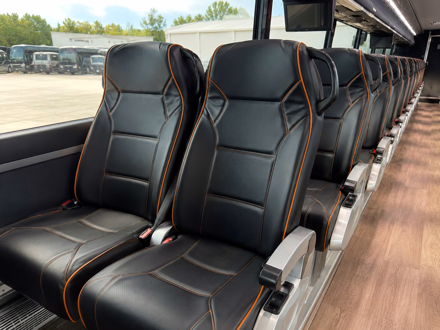 levi s stadium charter bus rentals from san mateo for 49ers games